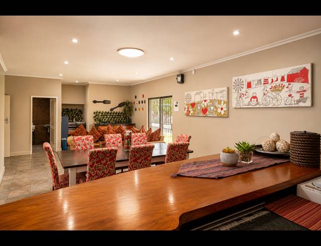 7 BEDROOM HOUSE FOR SALE IN THREE RIVERS